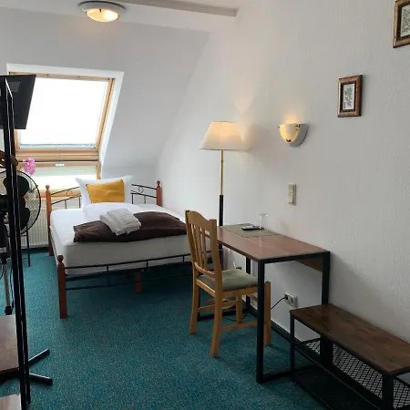 Rosengarten 3* Frankfurt (Oder)