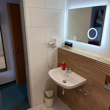 Rosengarten 3* Frankfurt (Oder)