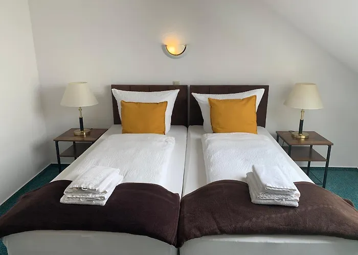 Rosengarten 3* Frankfurt (Oder)